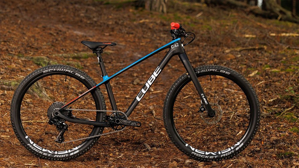 Cube Elite 240 C:62 SLX carbon´n´blue´n´red